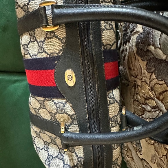 🔵Authentic Gucci Boston Bag 🔵 SOLD - Picture 4 of 8
